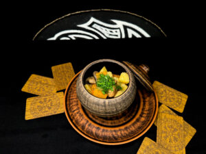 Тушкована картопля з м'ясом